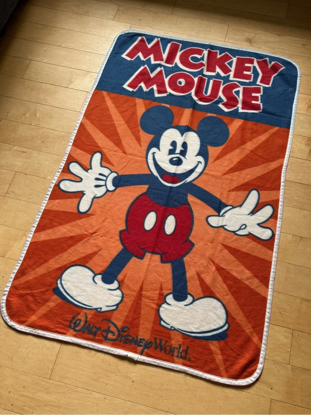 Disney Parks Walt Disney World Mickey Mouse 40X60 Blanket, polyester fleece